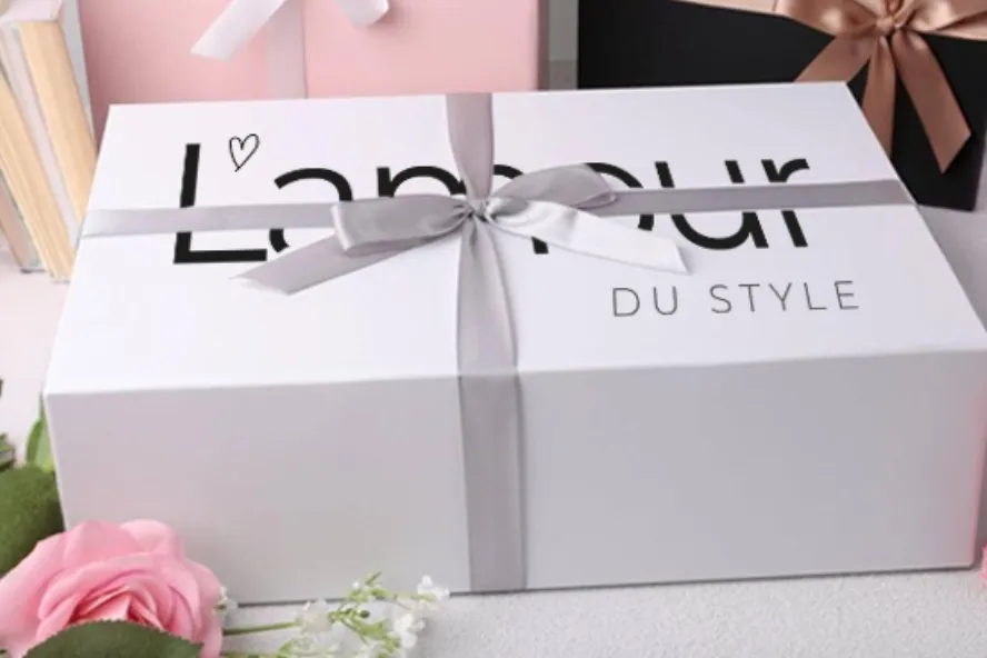 lamour custom packaging